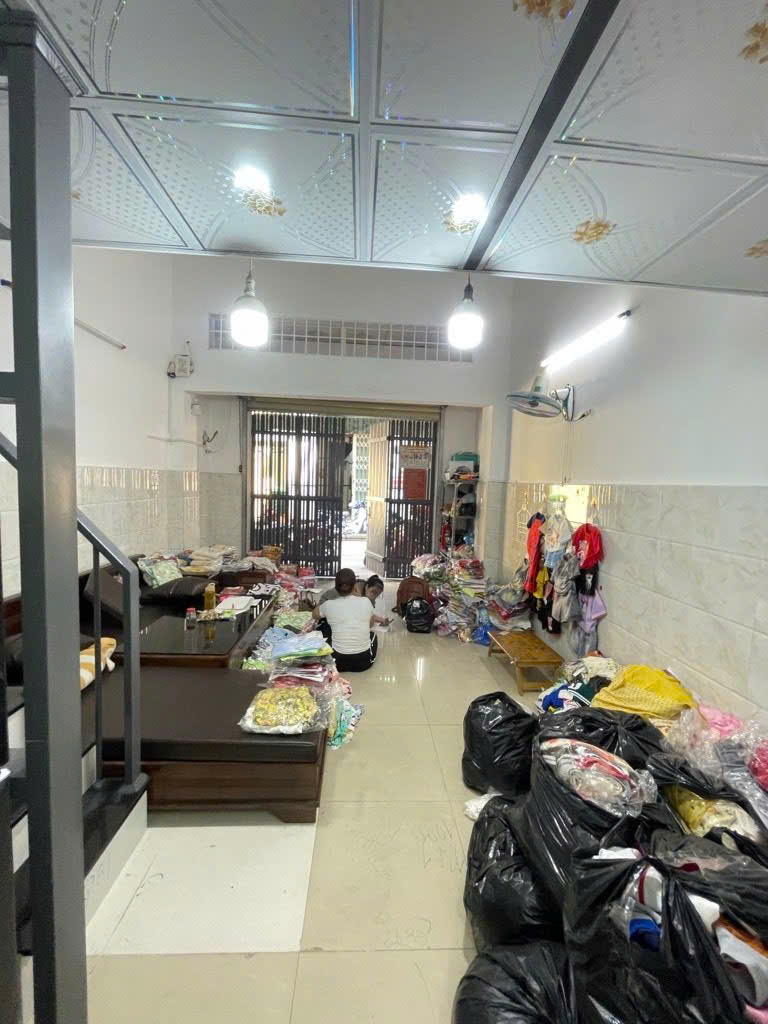 NHÀ HẺM XE TẢI THÔNG – 3 TẦNG – Ở &amp; KINH DOANH TỐT